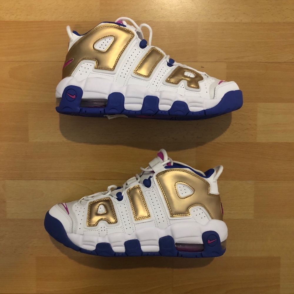Nike air more uptempo